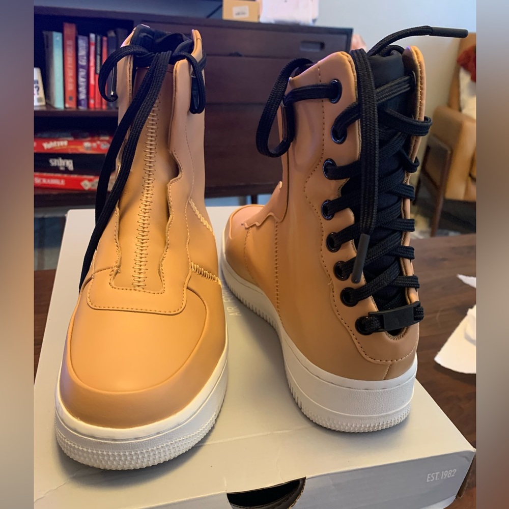 Women’s Air Force 1 Rebel XX